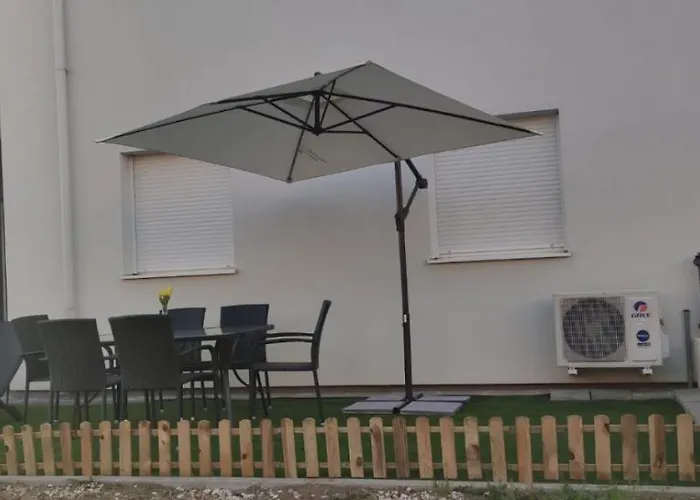 アパート Maris ザダル